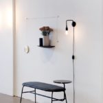 Soren Rose-Studio-applique-murale-noir-minimaliste-menu-white-staple-lamp-tribeca